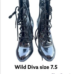 Wild Diva Timberland style heel boot